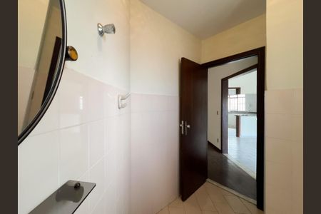 Casa para alugar com 350m², 4 quartos e 2 vagasLavabo