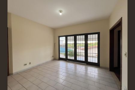 Casa para alugar com 350m², 4 quartos e 2 vagasCopa