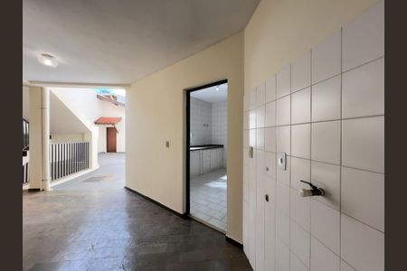 Casa para alugar com 350m², 4 quartos e 2 vagasÁrea de Serviço