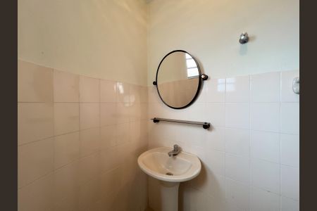 Casa para alugar com 350m², 4 quartos e 2 vagasLavabo