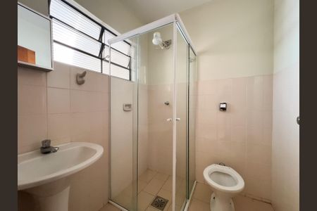 Casa para alugar com 350m², 4 quartos e 2 vagasBanheiro de serviço