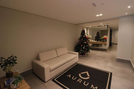 Apartamento à venda com 92m², 2 quartos e 2 vagasÁrea comum - Hall de entrada