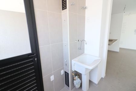 Apartamento à venda com 92m², 2 quartos e 2 vagasCozinha e Área de Serviço