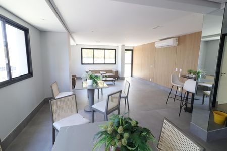 Apartamento à venda com 92m², 2 quartos e 2 vagasÁrea comum - Salão de festas
