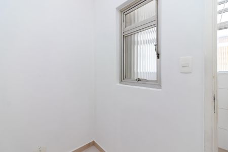 Apartamento à venda com 64m², 2 quartos e 1 vaga Apartamento à venda com 64m², 2 quartos e 1 vagaQuarto de Serviço