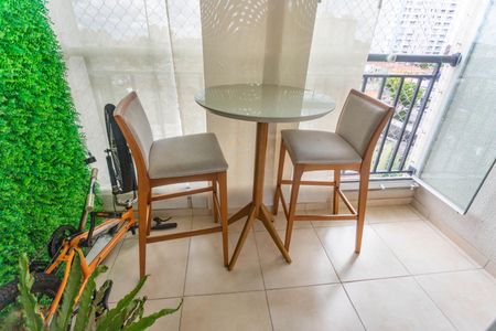 Varanda  de apartamento à venda com 3 quartos, 68m² em Conceição, Diadema