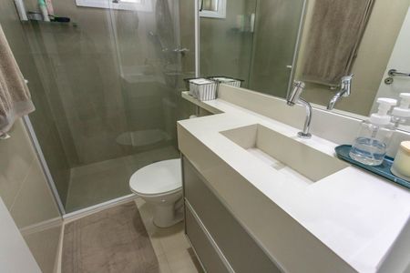 Apartamento à venda com 68m², 3 quartos e 1 vagaBanheiro social 