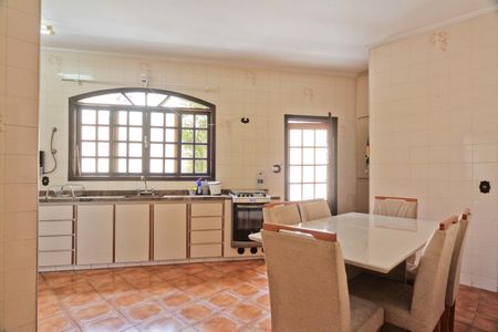 Casa à venda com 149m², 2 quartos e 4 vagasCozinha