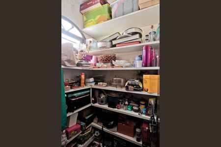 Casa à venda com 149m², 2 quartos e 4 vagasDespensa