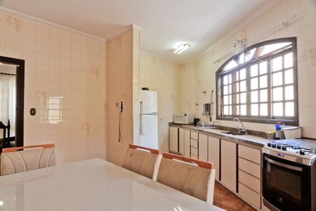 Casa à venda com 149m², 2 quartos e 4 vagasCozinha