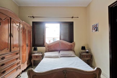 Casa à venda com 149m², 2 quartos e 4 vagasSuíte