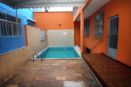 Apartamento à venda com 85m², 2 quartos e 1 vagaPiscina