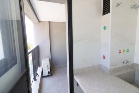 Apartamento à venda com 92m², 2 quartos e 2 vagasCozinha e Área de Serviço
