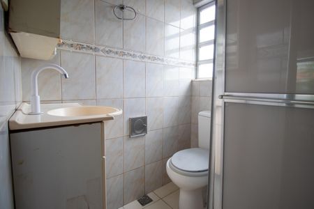 Banheiro de casa à venda com 1 quarto, 81m² em Vista Alegre, Rio de Janeiro