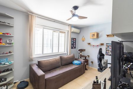 Casa à venda com 213m², 4 quartos e 5 vagas Casa à venda com 213m², 4 quartos e 5 vagasQuarto 2