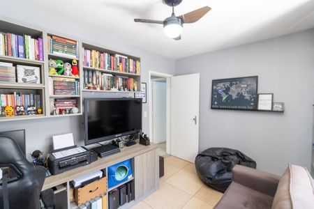 Casa à venda com 213m², 4 quartos e 5 vagas Casa à venda com 213m², 4 quartos e 5 vagasQuarto 2