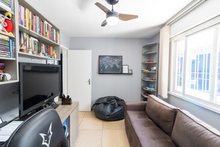 Casa à venda com 213m², 4 quartos e 5 vagas Casa à venda com 213m², 4 quartos e 5 vagasQuarto 2