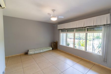 Casa à venda com 213m², 4 quartos e 5 vagas Casa à venda com 213m², 4 quartos e 5 vagasSuíte 1