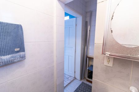 Casa à venda com 213m², 4 quartos e 5 vagas Casa à venda com 213m², 4 quartos e 5 vagasBanheiro da Suíte 2