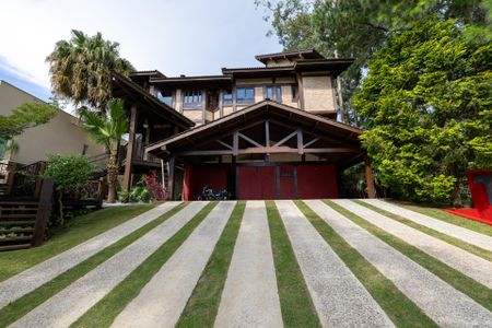 Fachada da Casa de casa de condomínio para alugar com 4 quartos, 800m² em Morada dos Pássaros, Barueri