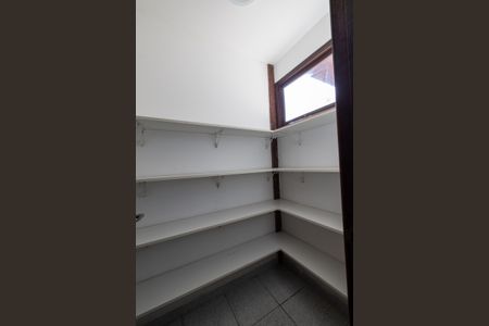 Casa de condomínio para alugar com 800m², 4 quartos e sem vagaCozinha