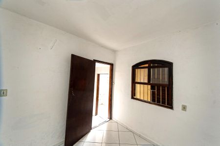 Quarto 2 de casa para alugar com 2 quartos, 60m² em Vila Antonieta, São Paulo