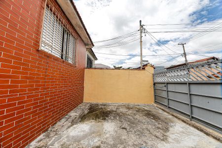 Casa para alugar com 60m², 2 quartos e 4 vagasQuintal