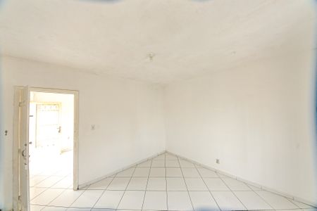 Casa para alugar com 60m², 2 quartos e 4 vagasQuarto 1