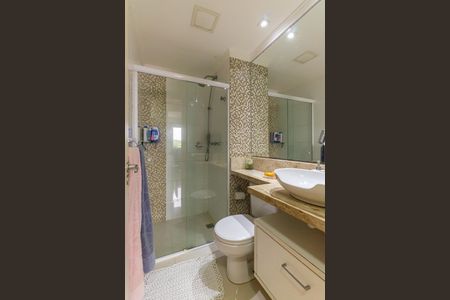 Apartamento à venda com 76m², 3 quartos e 1 vaga Apartamento à venda com 76m², 3 quartos e 1 vagaBanheiro Social