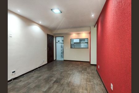 Sala de apartamento para alugar com 2 quartos, 44m² em Santo Cristo, Rio de Janeiro
