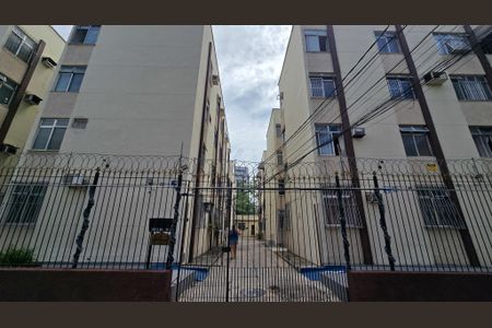 Apartamento para alugar com 80m², 3 quartos e sem vagaFachado do condomínio