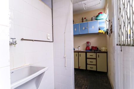 Apartamento para alugar com 80m², 3 quartos e sem vagaÁrea de Serviço