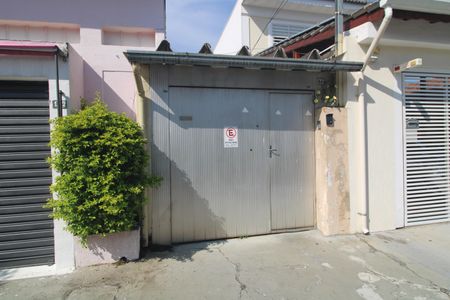 Fachada de casa para alugar com 1 quarto, 70m² em Veleiros, São Paulo