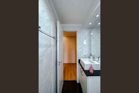 Apartamento para alugar com 52m², 2 quartos e sem vagaBanheiro