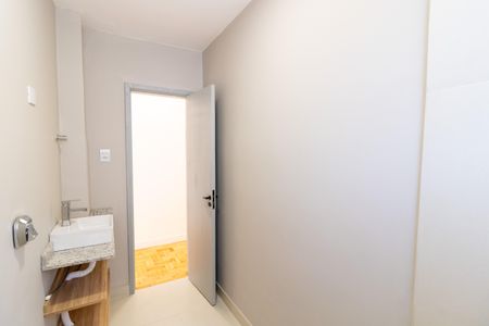 Apartamento à venda com 60m², 2 quartos e sem vagaBanheiro