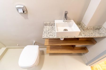 Apartamento à venda com 60m², 2 quartos e sem vagaBanheiro