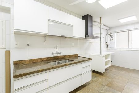 Apartamento para alugar com 150m², 3 quartos e 2 vagasCozinha
