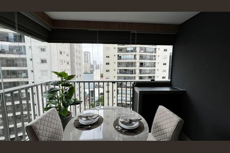 Varanda de apartamento para alugar com 1 quarto, 27m² em Moema, São Paulo