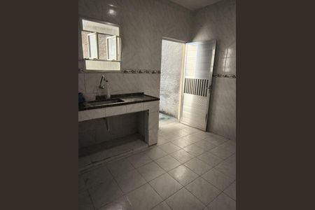 Casa para alugar com 55m², 2 quartos e sem vaga