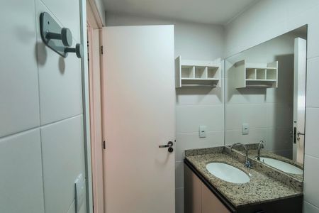 Apartamento para alugar com 55m², 2 quartos e 1 vagaBanheiro da Suíte