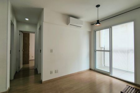 Apartamento para alugar com 55m², 2 quartos e 1 vagaSala