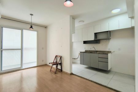 Apartamento para alugar com 55m², 2 quartos e 1 vagaSala