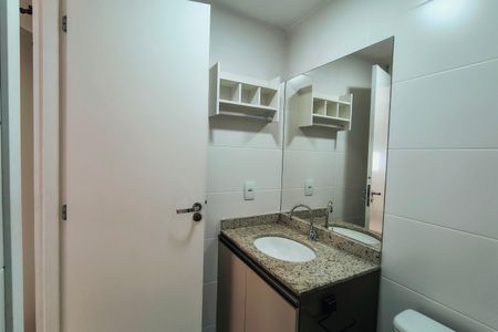 Apartamento para alugar com 55m², 2 quartos e 1 vagaBanheiro da Suíte