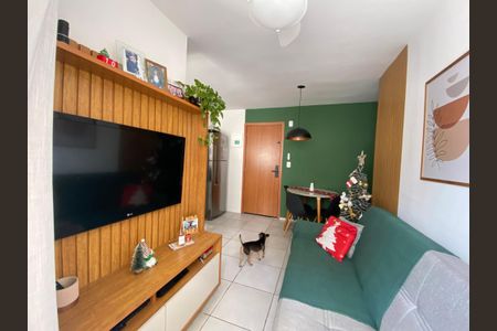 Sala de apartamento à venda com 2 quartos, 40m² em Del Castilho, Rio de Janeiro