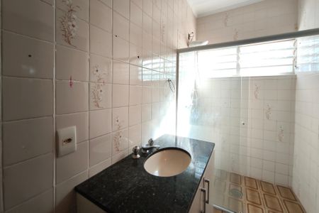 Casa à venda com 160m², 2 quartos e 4 vagasBanheiro da Suíte