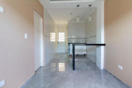 Sala e Cozinha de apartamento à venda com 2 quartos, 40m² em Vila Rio Branco, São Paulo