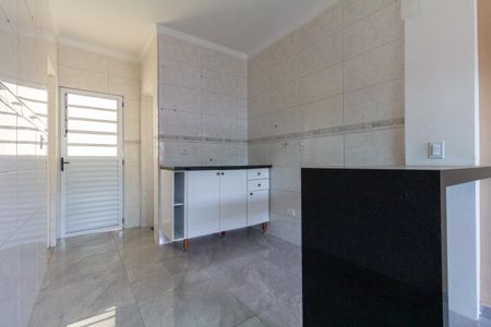 Sala e Cozinha de apartamento à venda com 2 quartos, 40m² em Vila Rio Branco, São Paulo