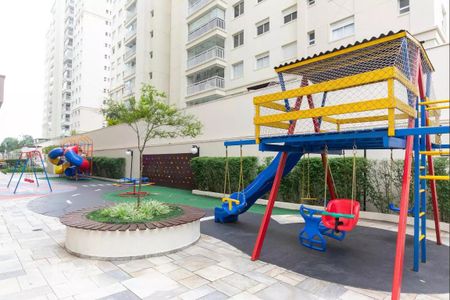 Apartamento à venda com 116m², 3 quartos e 2 vagasÁrea comum - Playground
