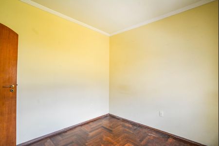 Casa à venda com 220m², 3 quartos e 4 vagasQuarto 2