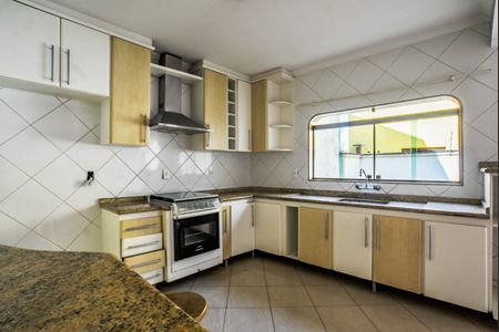 Casa à venda com 220m², 3 quartos e 4 vagasCozinha